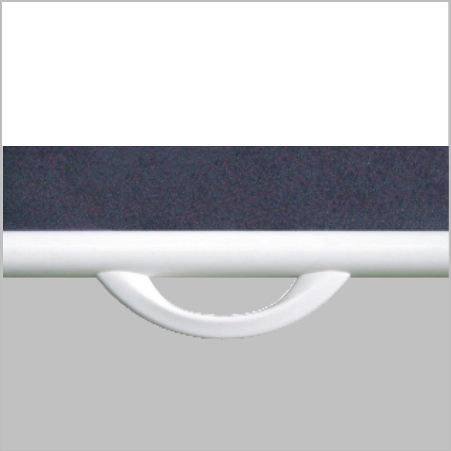 Sapphire Aluminium Slow Retraction Manual Screen 4:3 Format Viewing Area 2030mm x 1520mm with channel fix brackets Approx Case Dimensions L 2204mm x H 93mm x D 79mm